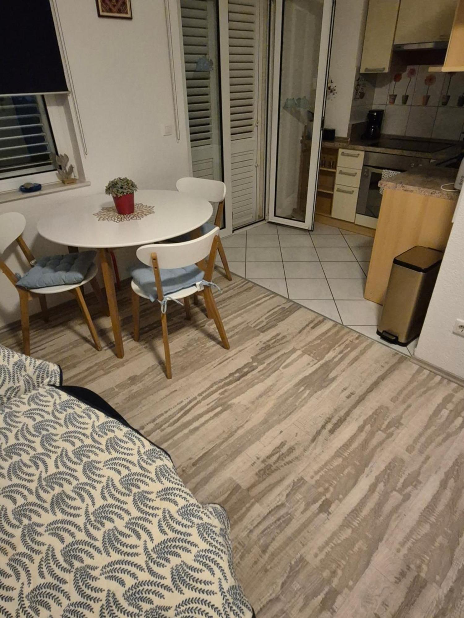 Apartments Joy تْسافتات المظهر الخارجي الصورة