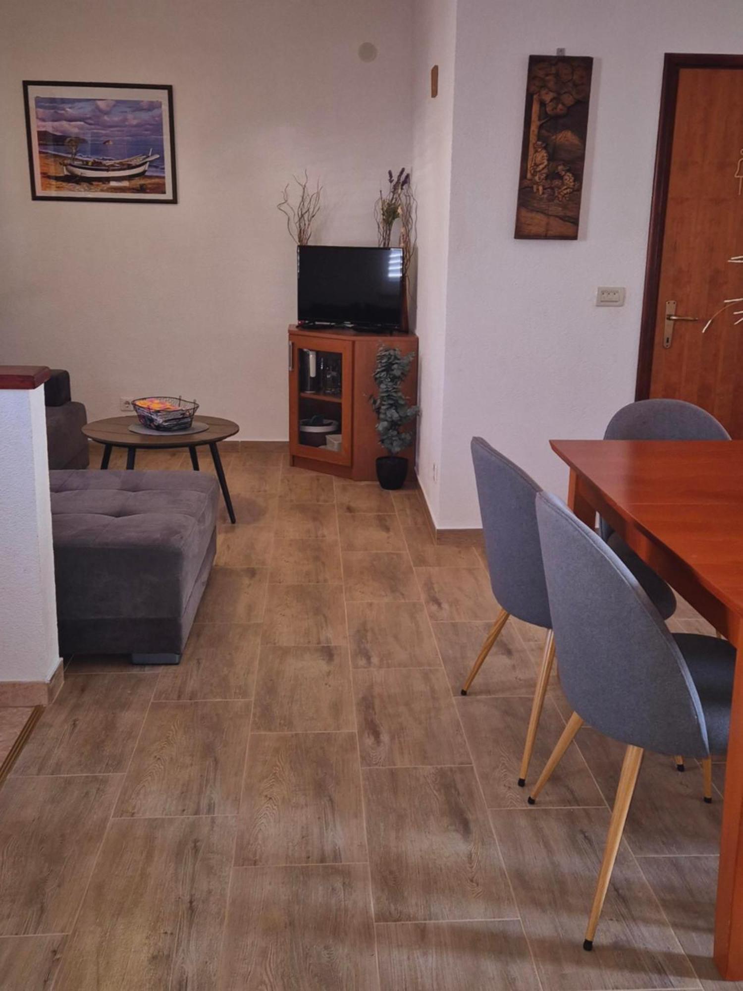 Apartments Joy تْسافتات المظهر الخارجي الصورة